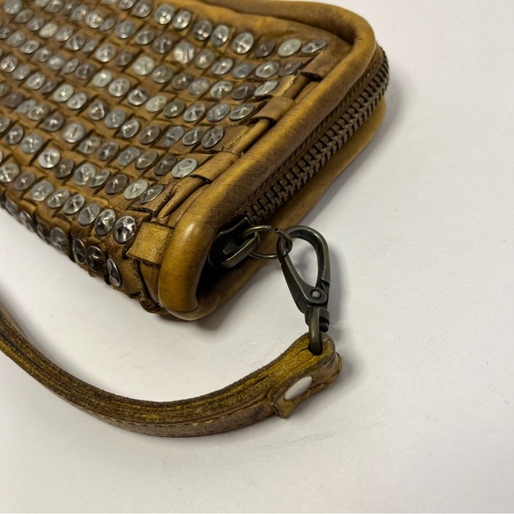 Platania Wallet Tan Italian Leather Woven Studded Wristlet Clutch- Vintage - Picture 3 of 8